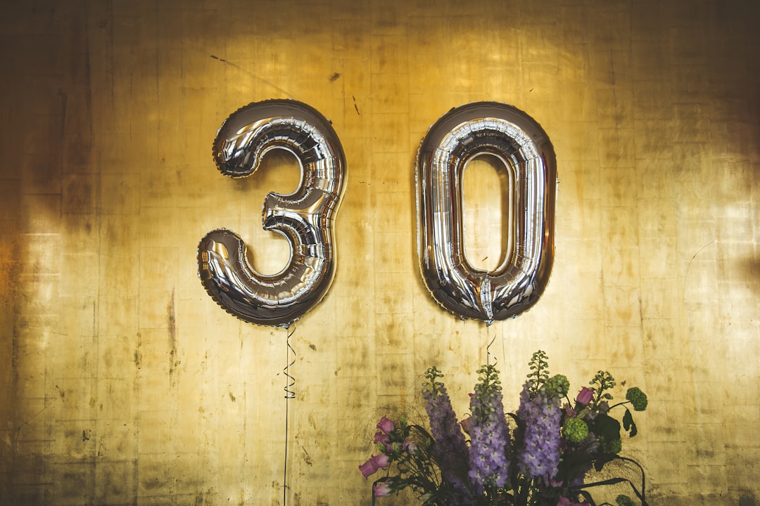 Most Profitable Anniversary Gifts To Sell On Etsy, Amazon & Shopify